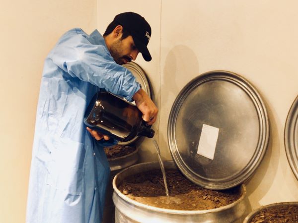 Humic Harvest’s WATER-EXTRACTED HUMIC ACID®