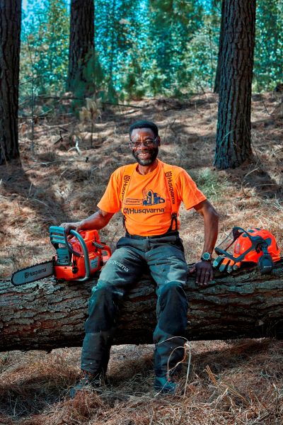 Career with a difference – Innocent Sefolo the chainsaw guru celebrates 42 years