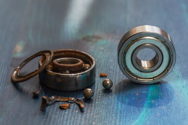 How to avoid bearing failures with proper lubrication
